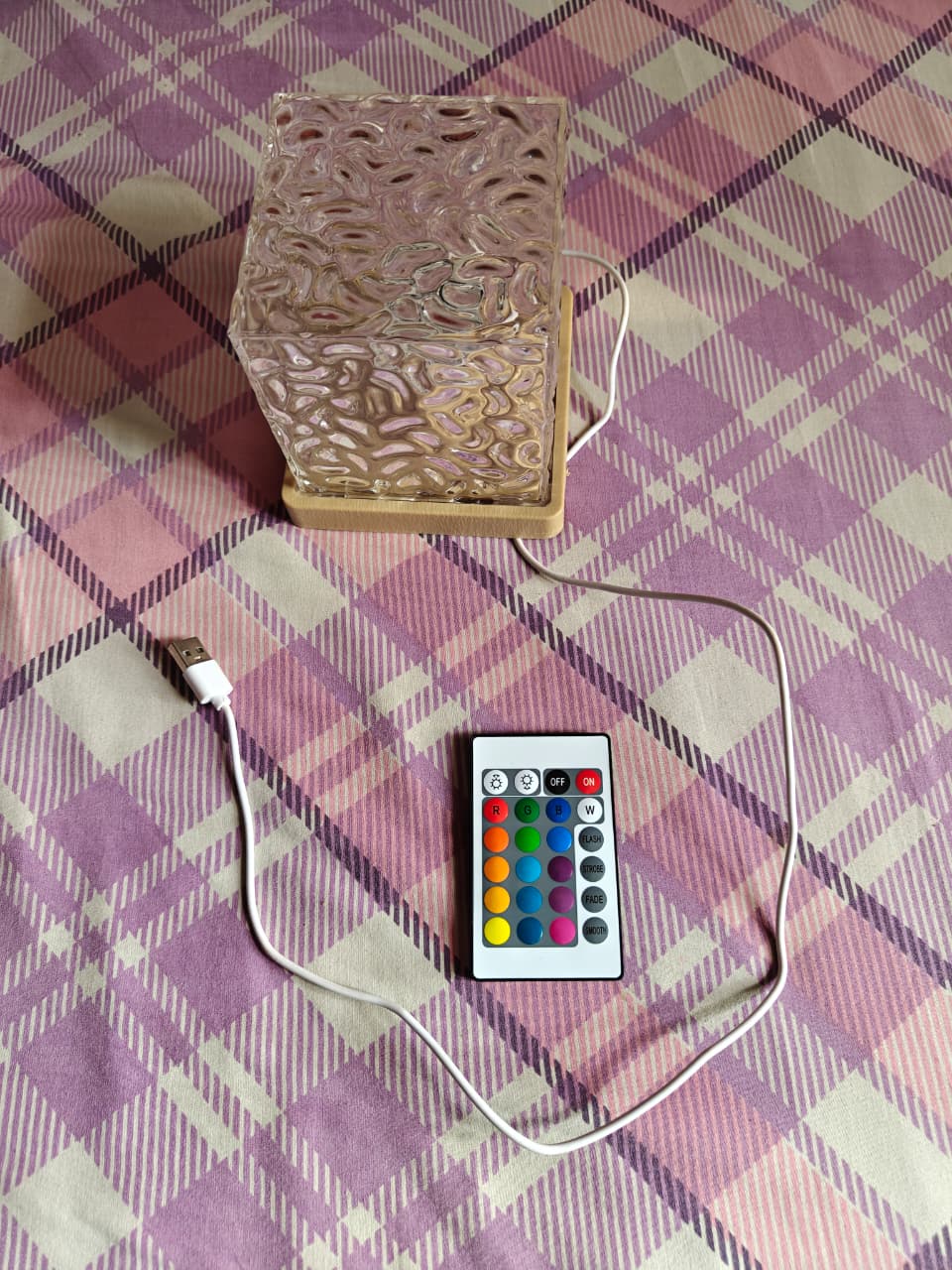 VYNZO™ Ocean Waves Night Light – Ambient Ripple Glow Projector